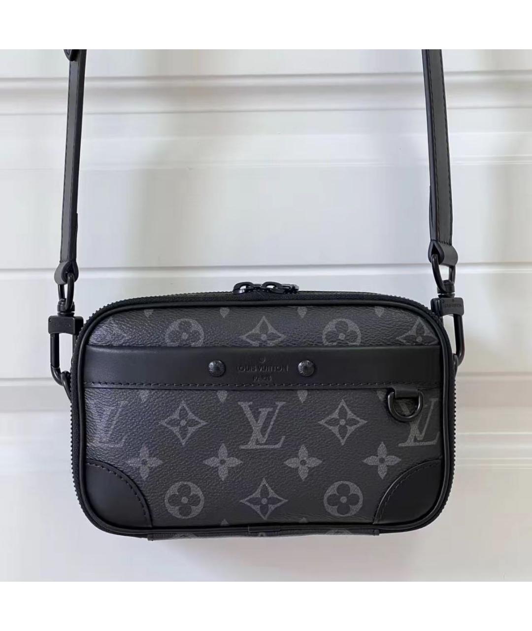 LOUIS VUITTON Черная кожаная сумка на плечо, фото 4