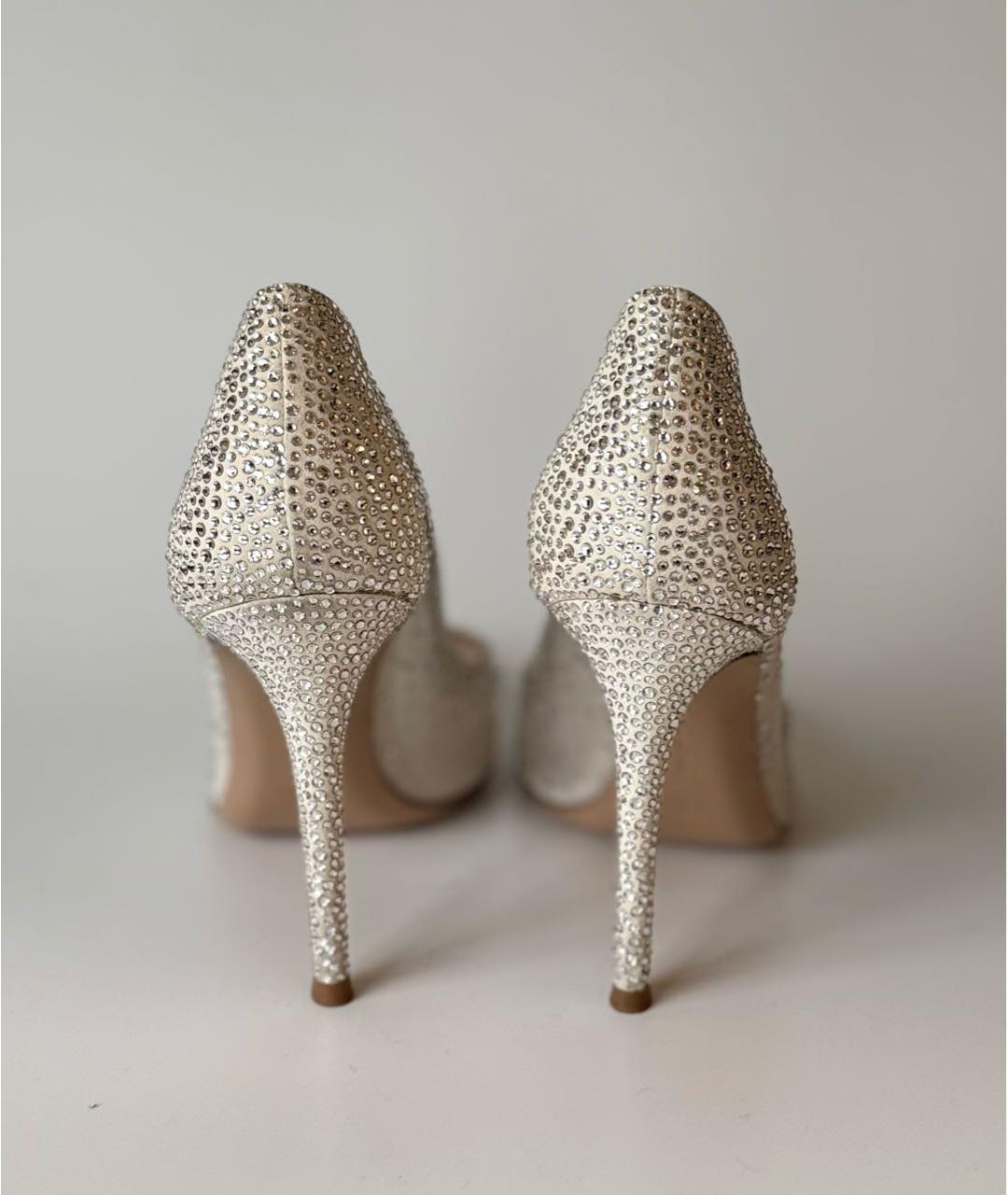 GIANVITO ROSSI Белые текстильные свадебные туфли на среднем каблуке, фото 4