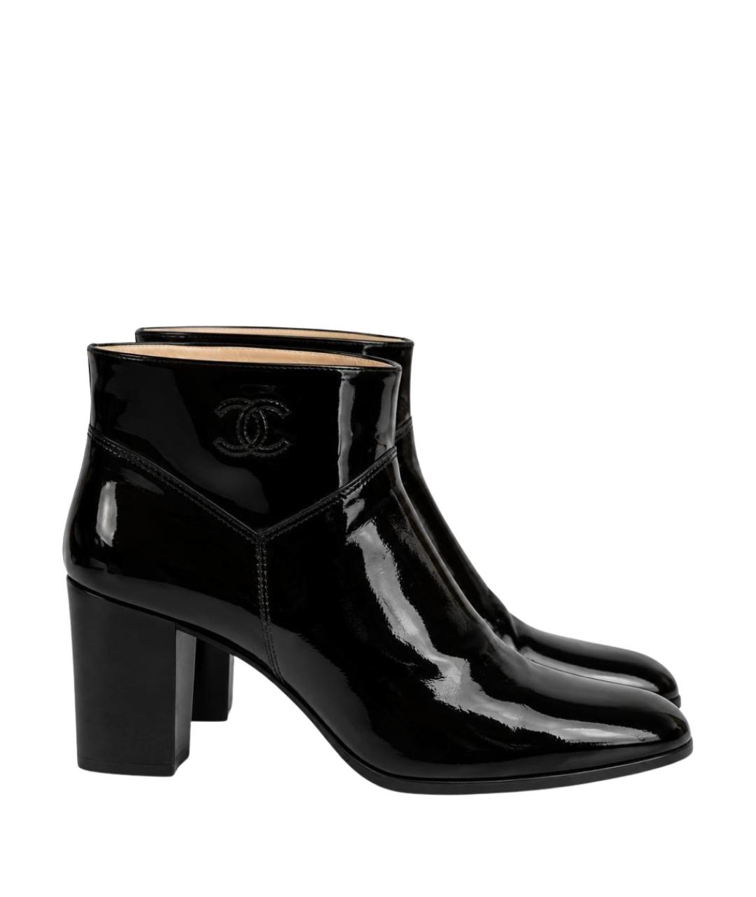CHANEL Черные ботильоны из лакированной кожи, фото 1