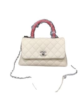 CHANEL Сумка через плечо