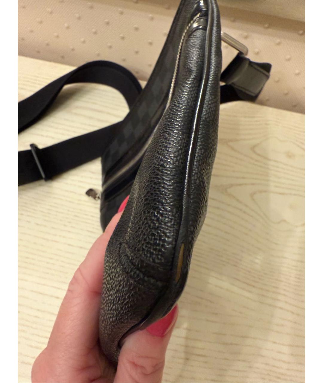 LOUIS VUITTON Черная кожаная сумка на плечо, фото 3