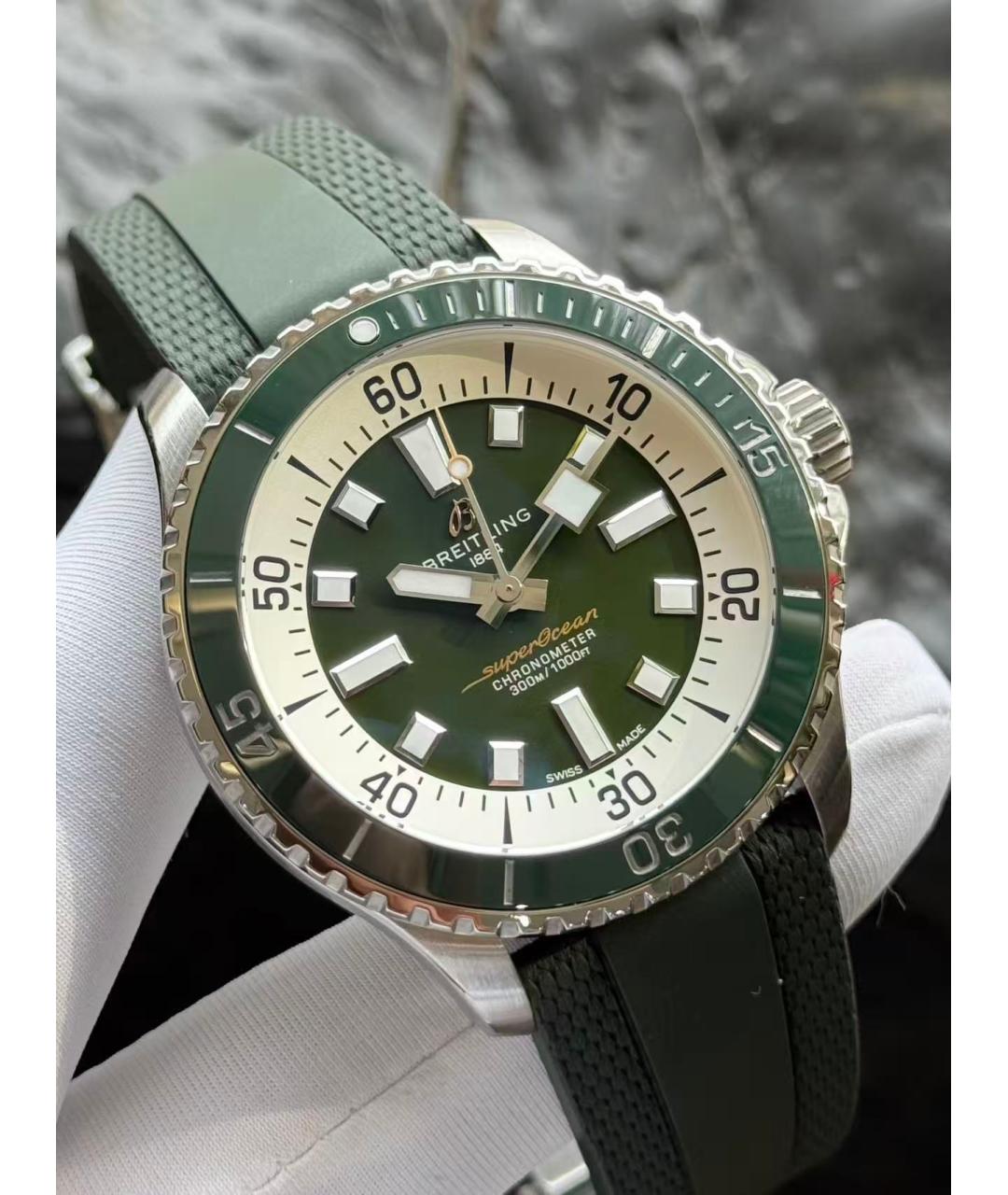 BREITLING Зеленые часы, фото 2