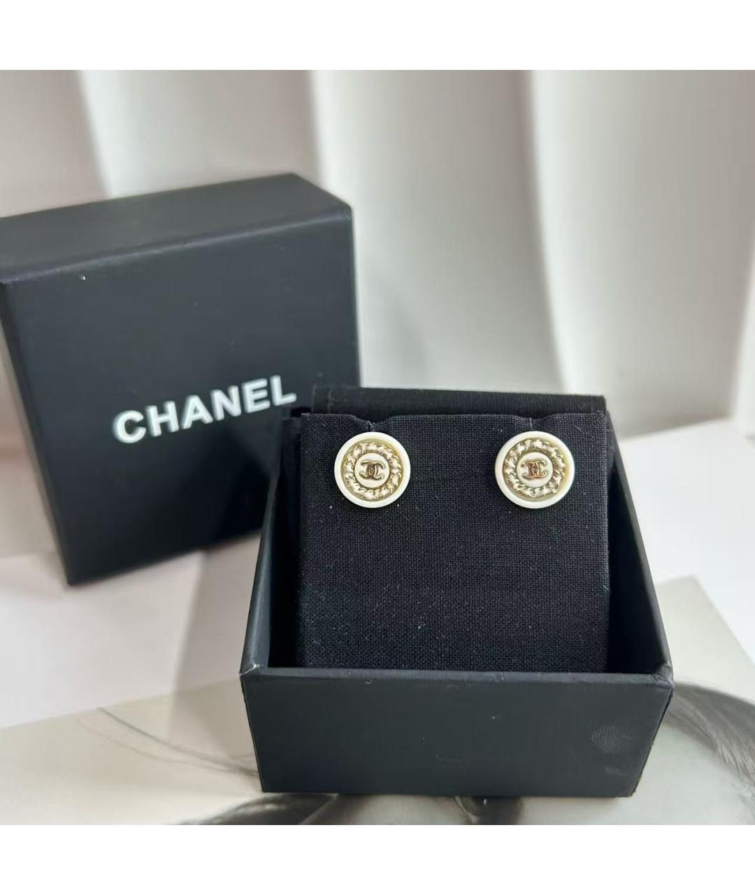 CHANEL Золотые серьги, фото 2