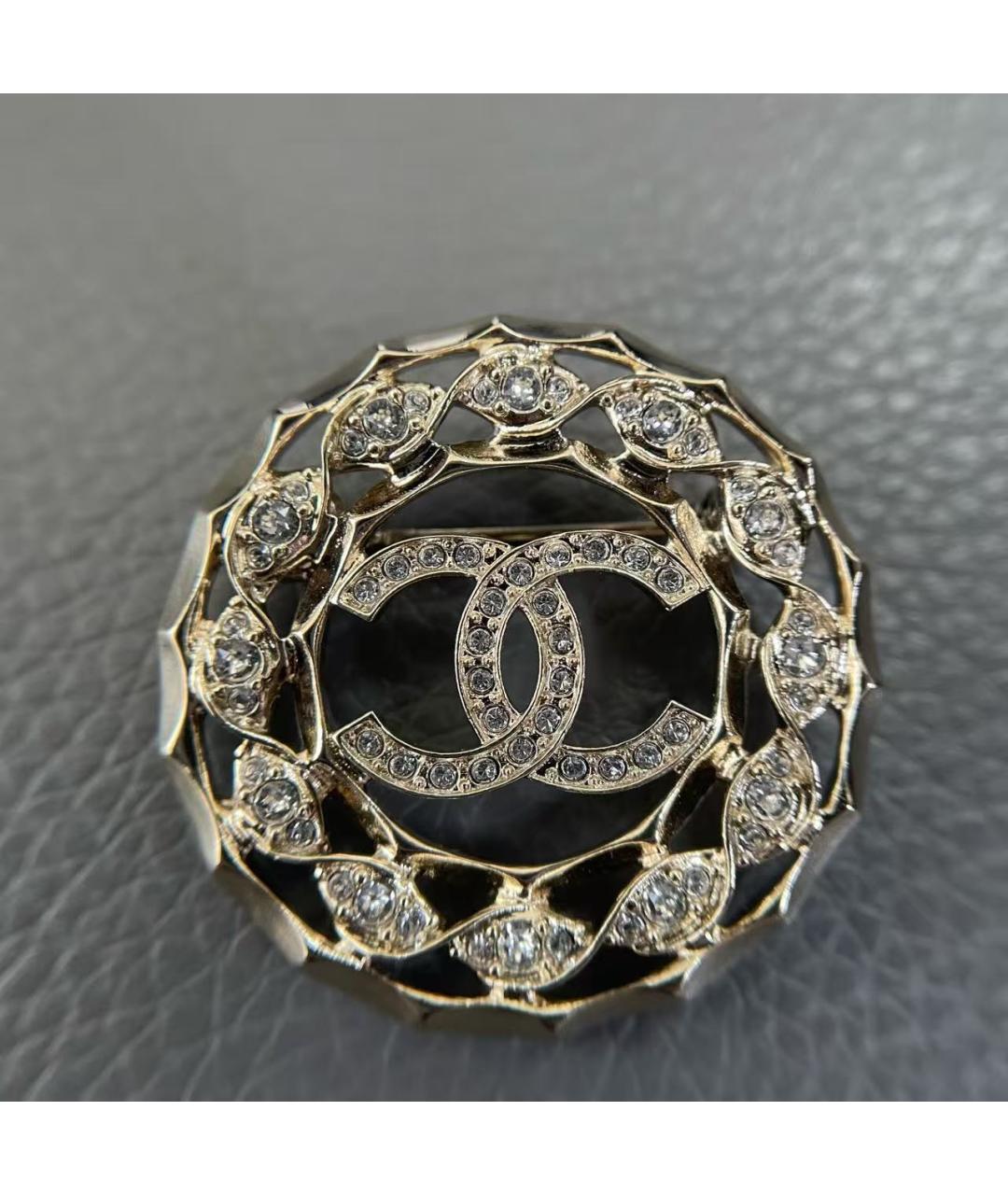 CHANEL Золотая брошь, фото 2