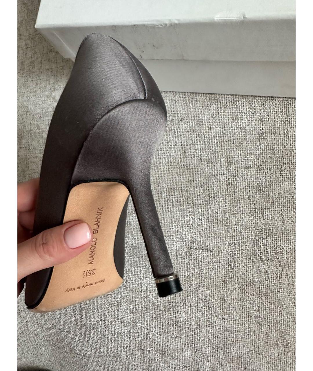 MANOLO BLAHNIK Антрацитовые текстильные туфли, фото 7