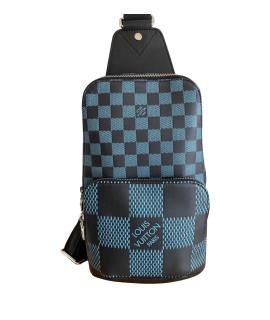LOUIS VUITTON Сумка на плечо