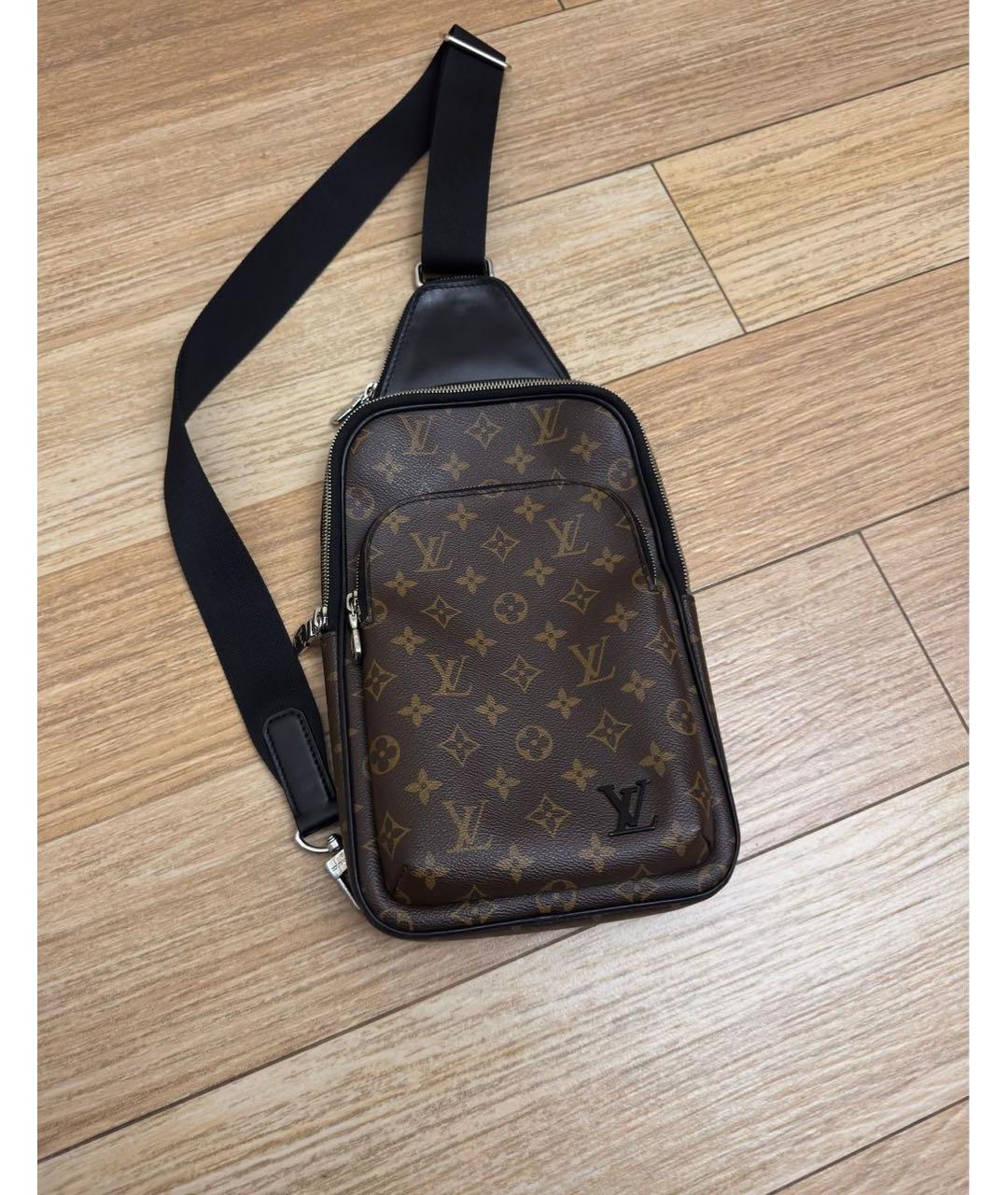 LOUIS VUITTON Черная кожаная сумка на плечо, фото 2