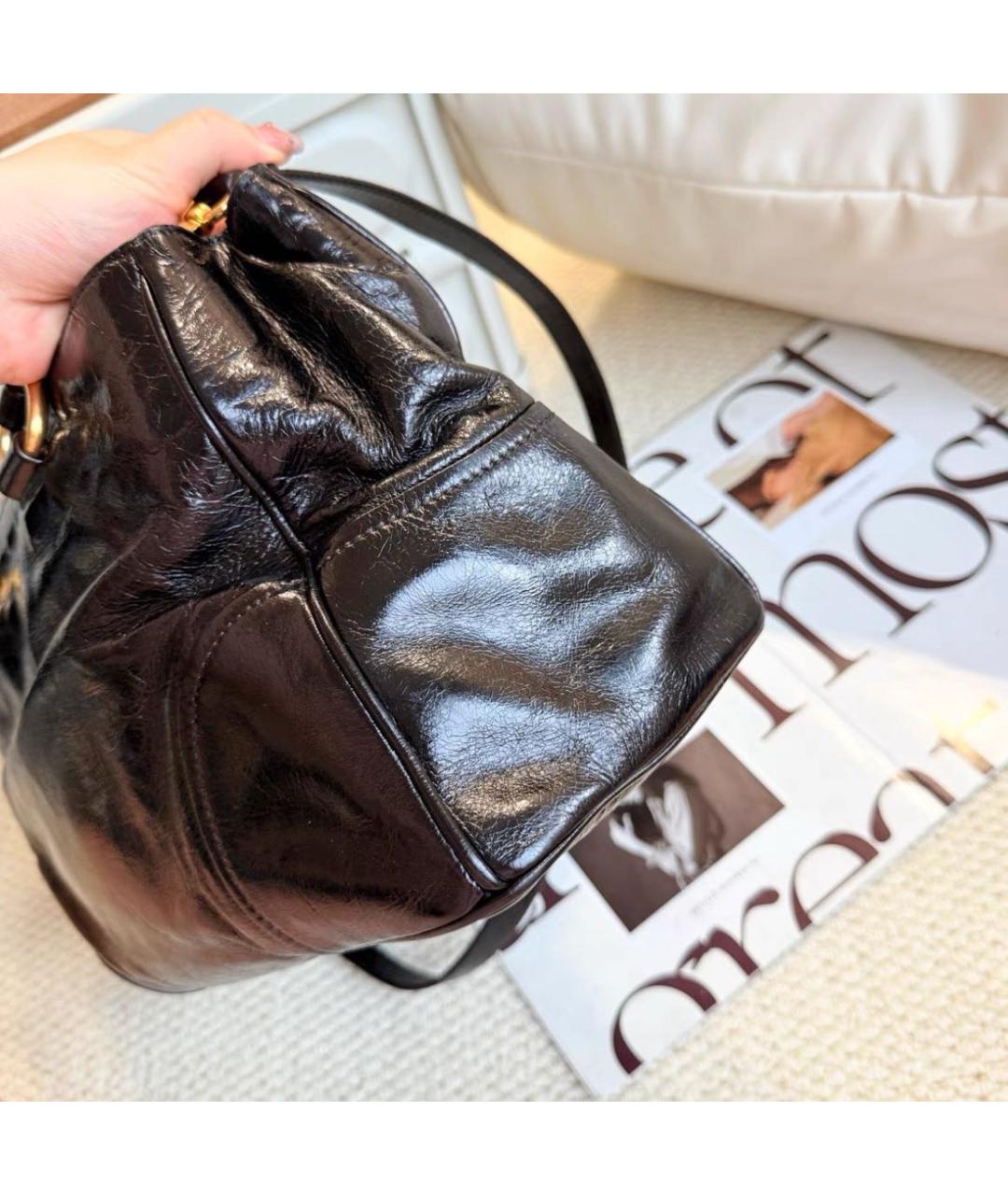 MIU MIU Коричневая кожаная сумка с короткими ручками, фото 5