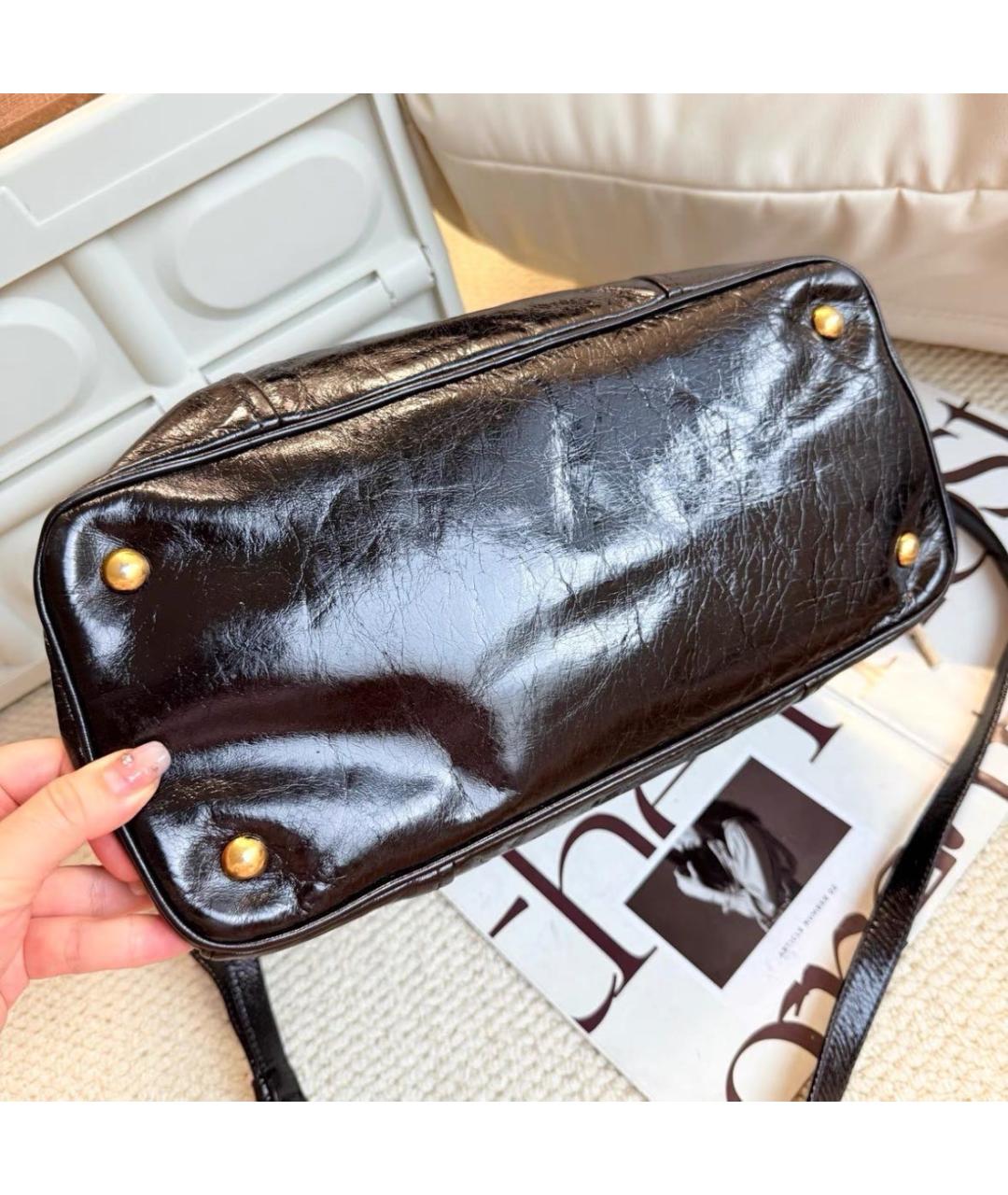MIU MIU Коричневая кожаная сумка с короткими ручками, фото 8