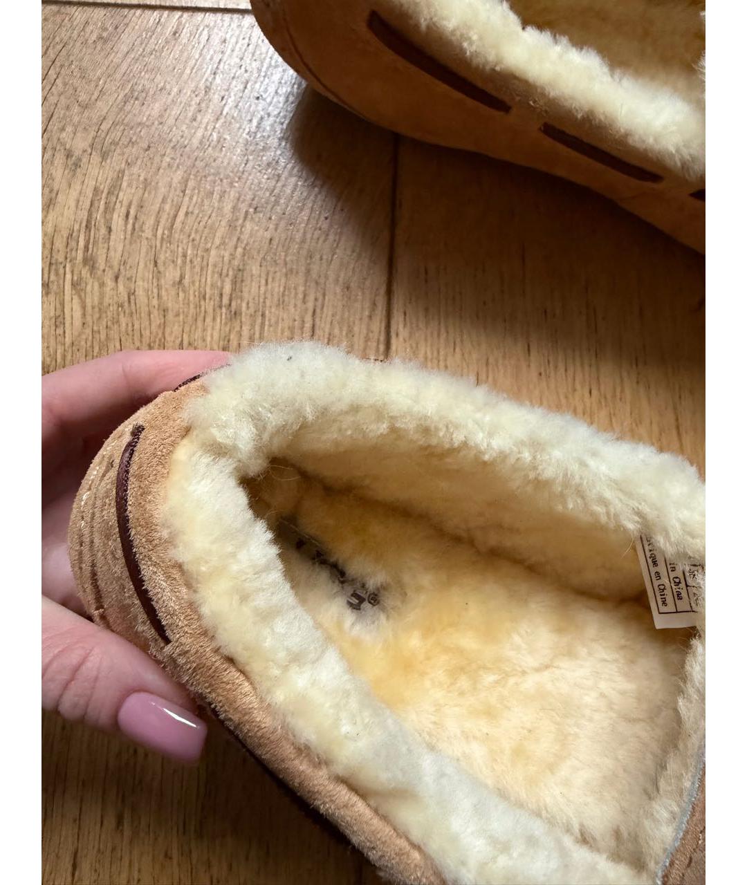 UGG AUSTRALIA Горчичные замшевые лоферы, фото 3