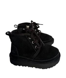 UGG AUSTRALIA Ботинки