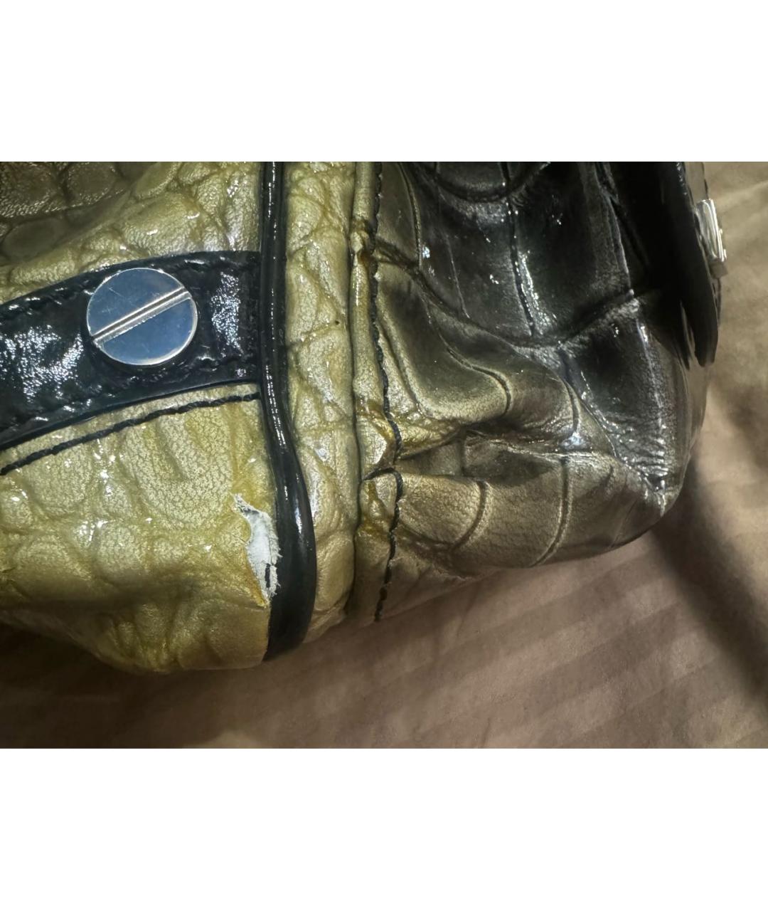 VERSACE Зеленая сумка с короткими ручками из лакированной кожи, фото 8