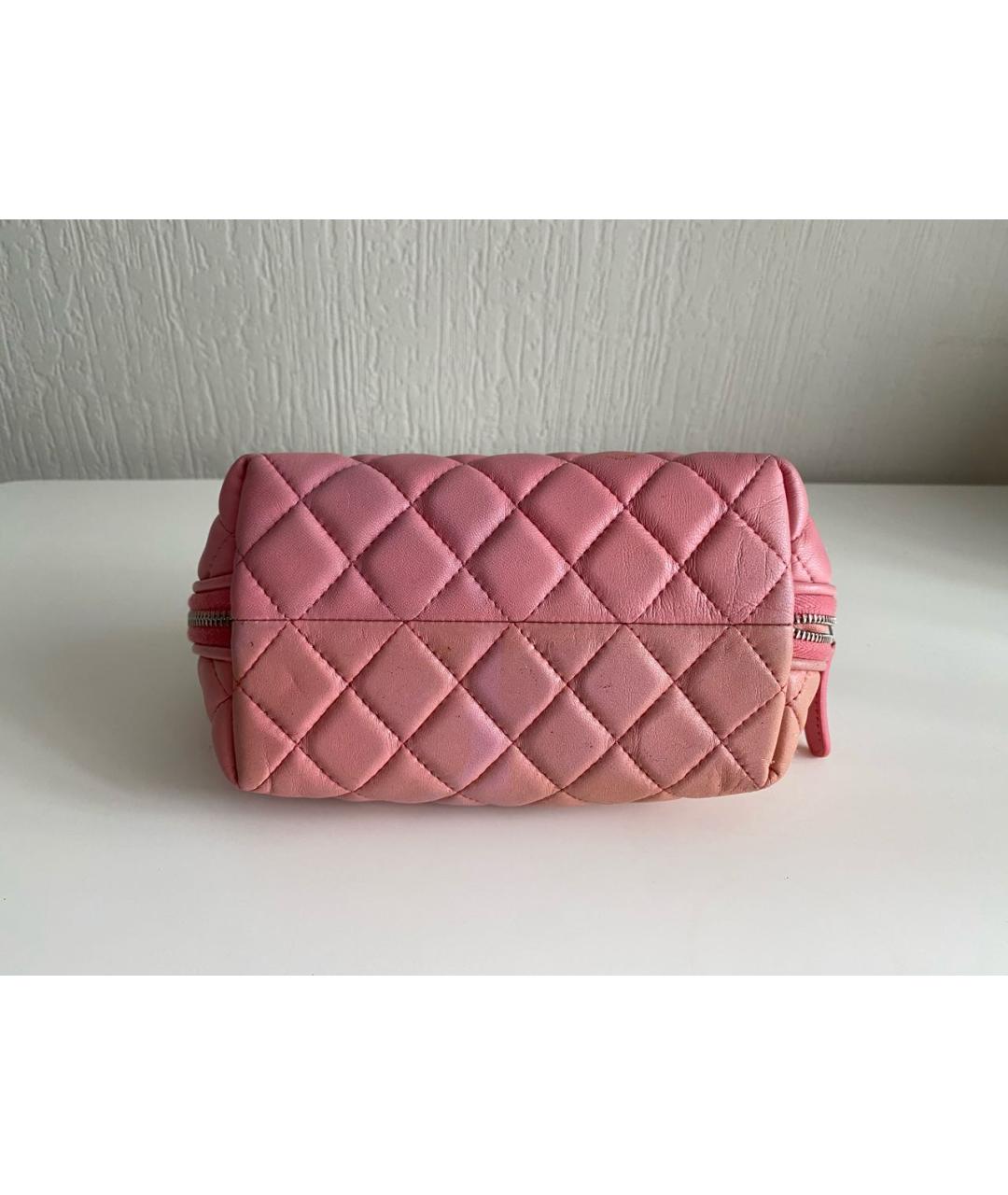 CHANEL Розовая кожаная косметичка, фото 6