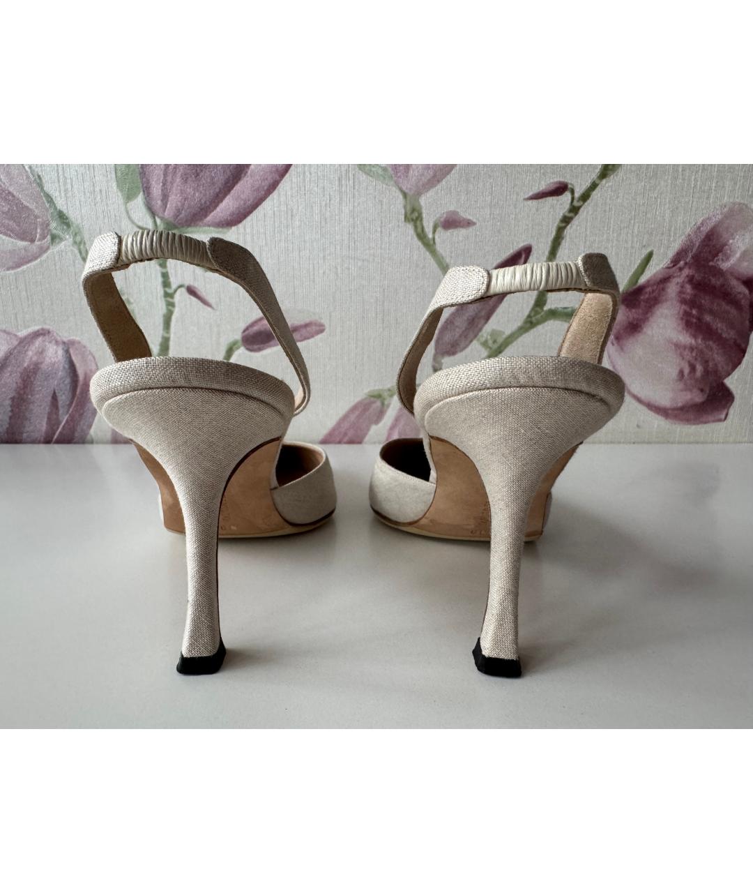 MANOLO BLAHNIK Бежевые текстильные туфли, фото 4
