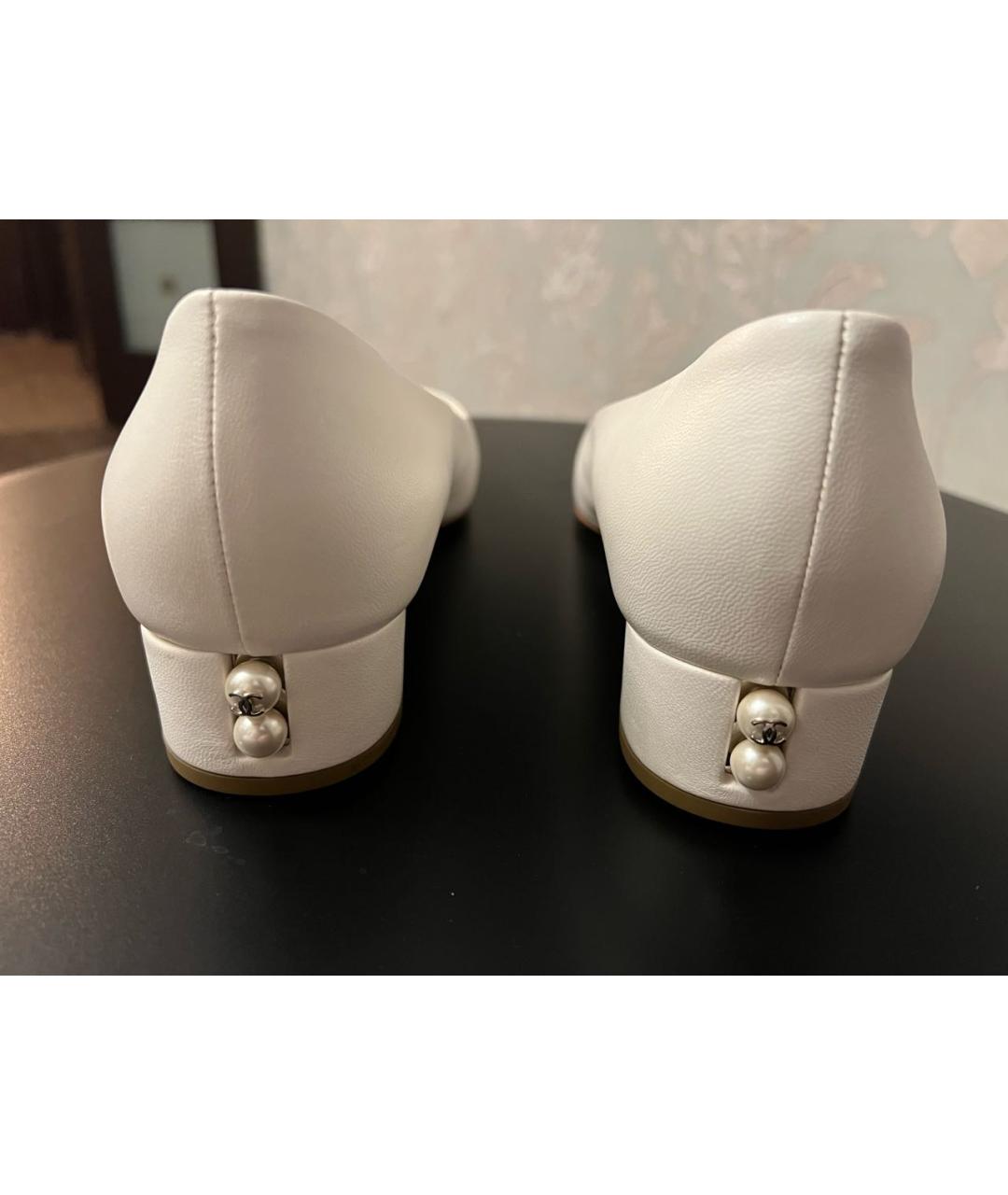 CHANEL Белые кожаные туфли, фото 4