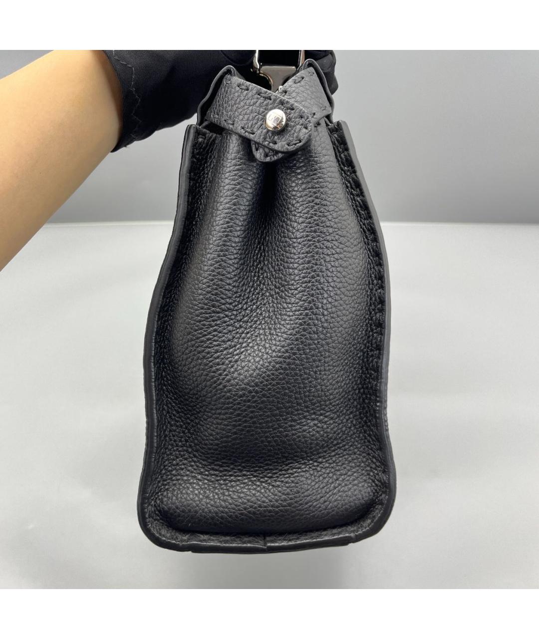 FENDI Антрацитовая кожаная сумка с короткими ручками, фото 3