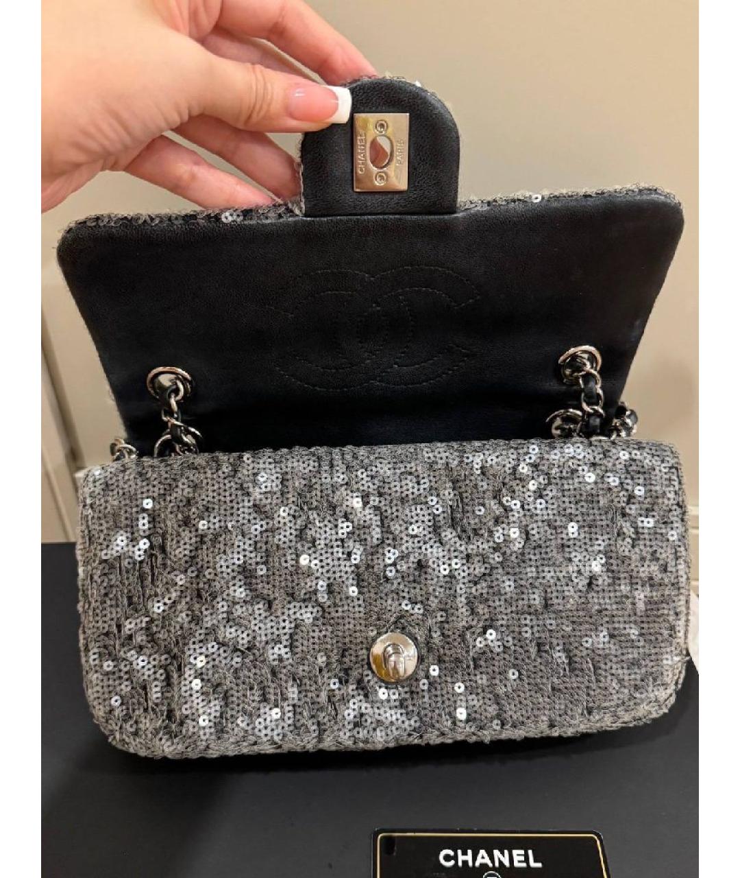 CHANEL Темно-синяя кожаная сумка через плечо, фото 3