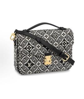 LOUIS VUITTON Сумка через плечо