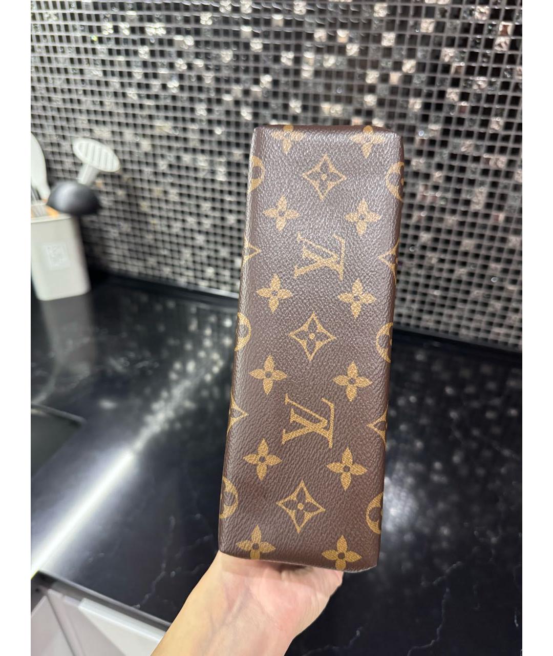 LOUIS VUITTON Коричневая кожаная сумка через плечо, фото 8