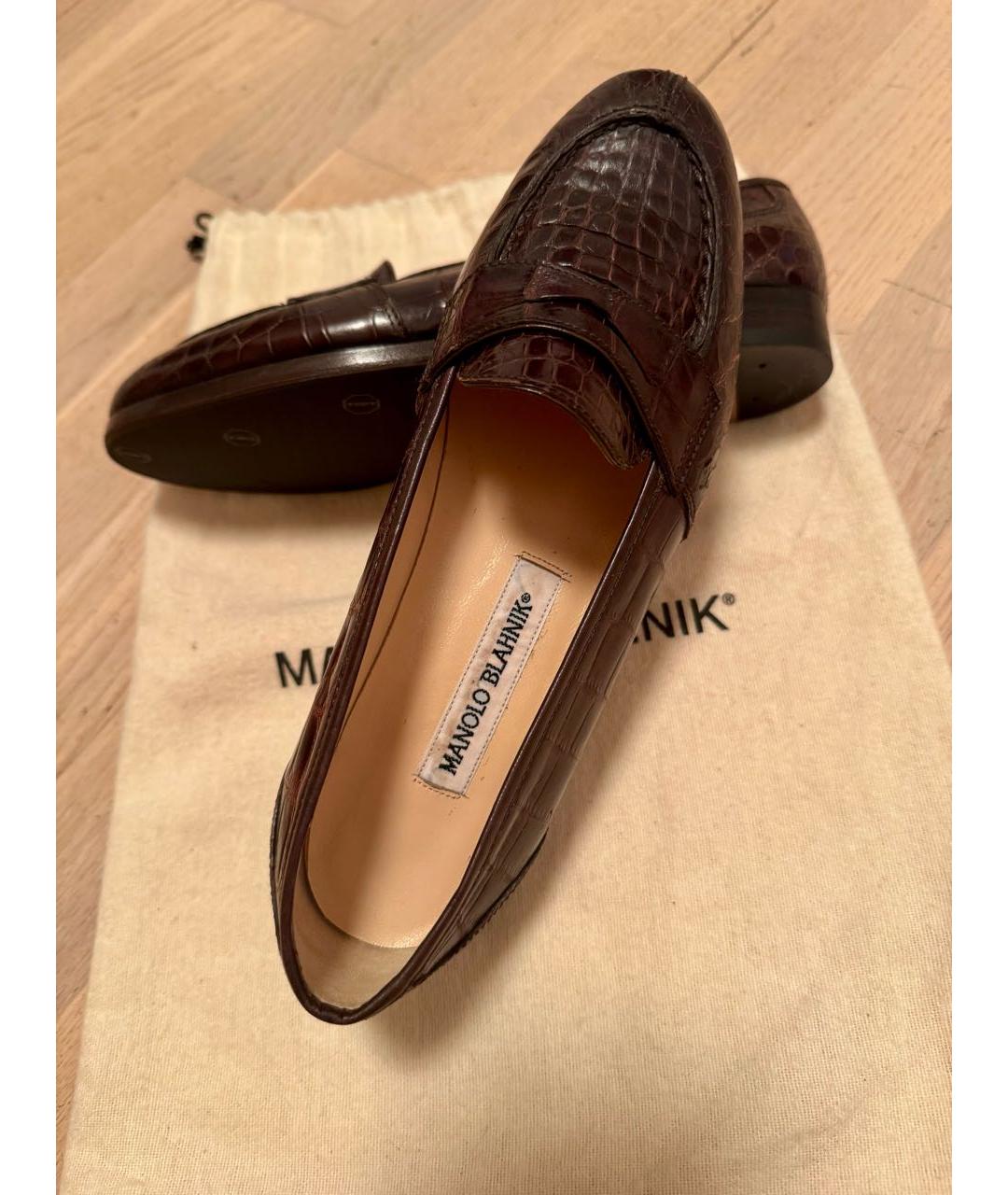 MANOLO BLAHNIK Коричневые лоферы из экзотической кожи, фото 6
