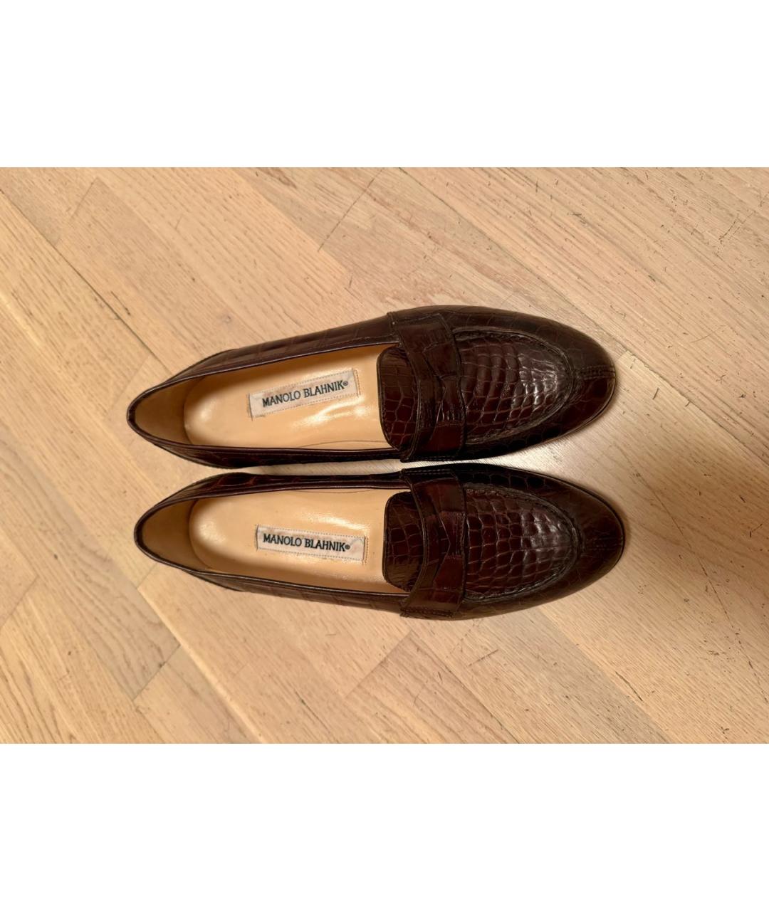 MANOLO BLAHNIK Коричневые лоферы из экзотической кожи, фото 3