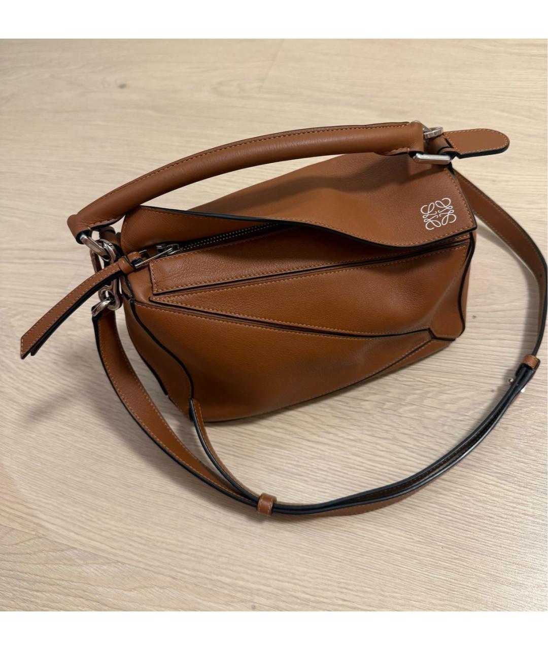 LOEWE Коричневая кожаная сумка через плечо, фото 2