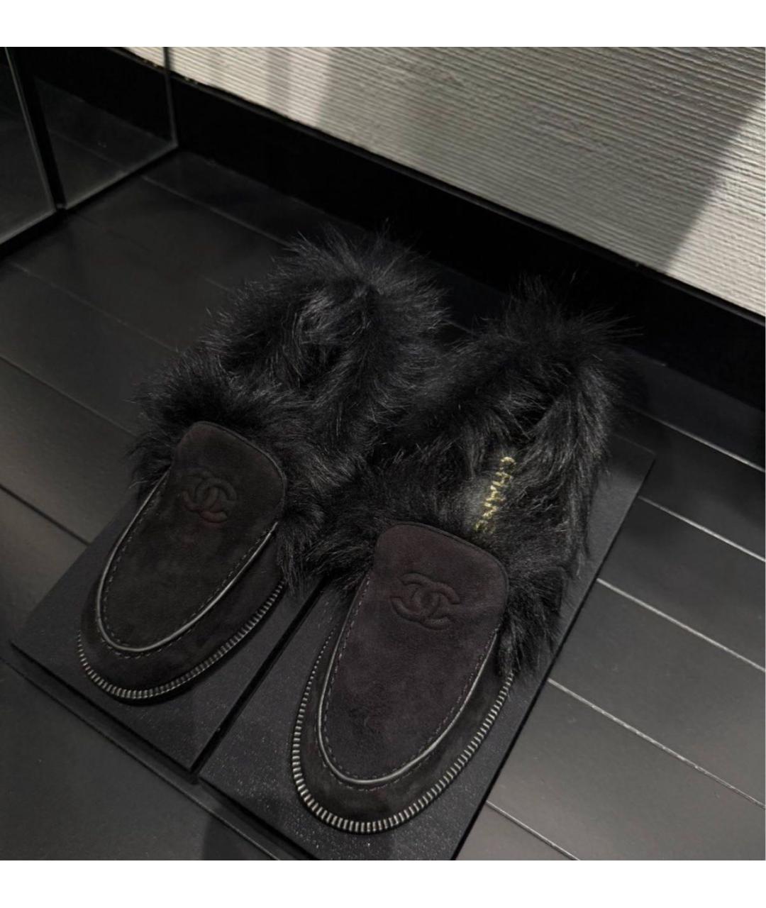 CHANEL Черные замшевые лоферы, фото 4