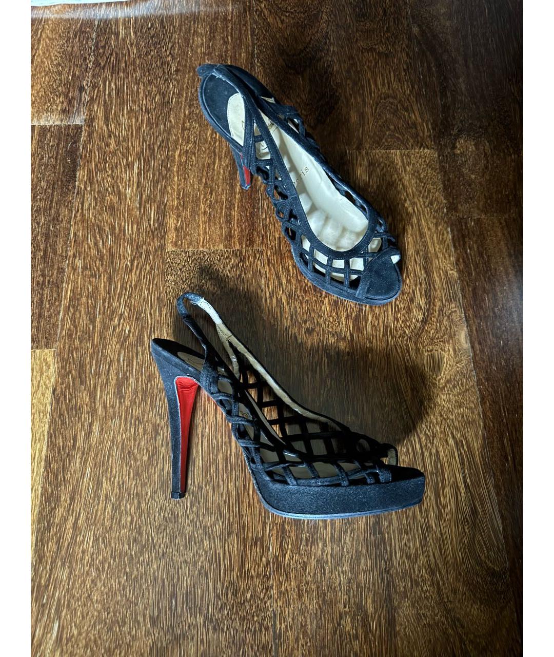 CHRISTIAN LOUBOUTIN Черные замшевые босоножки, фото 6