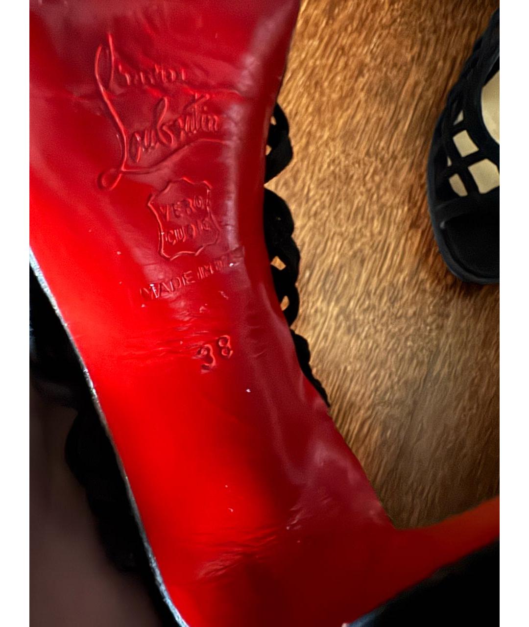 CHRISTIAN LOUBOUTIN Черные замшевые босоножки, фото 5