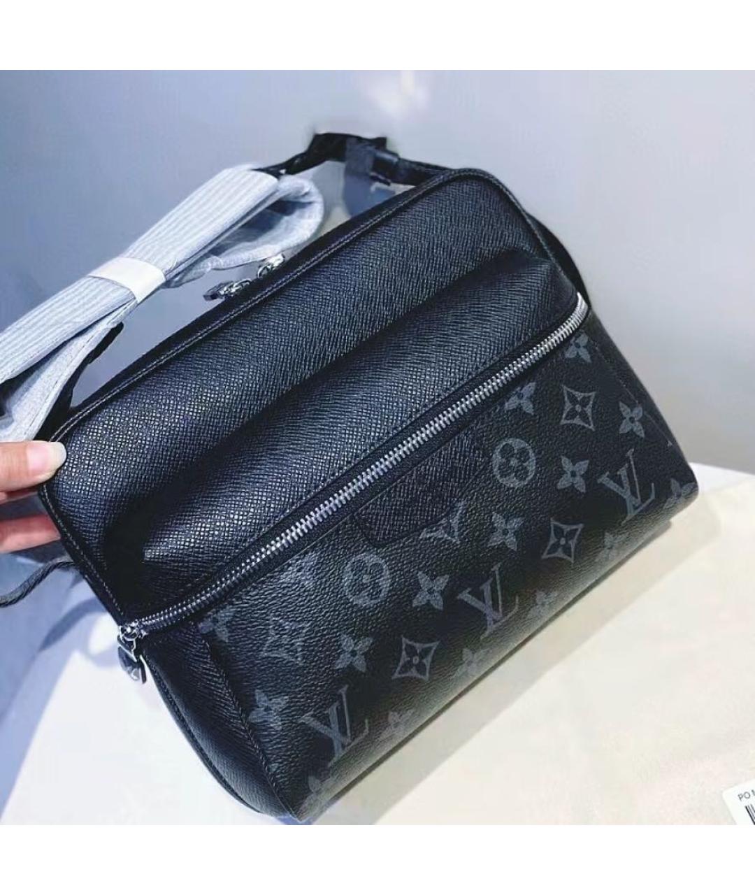 LOUIS VUITTON Черная кожаная поясная сумка, фото 2