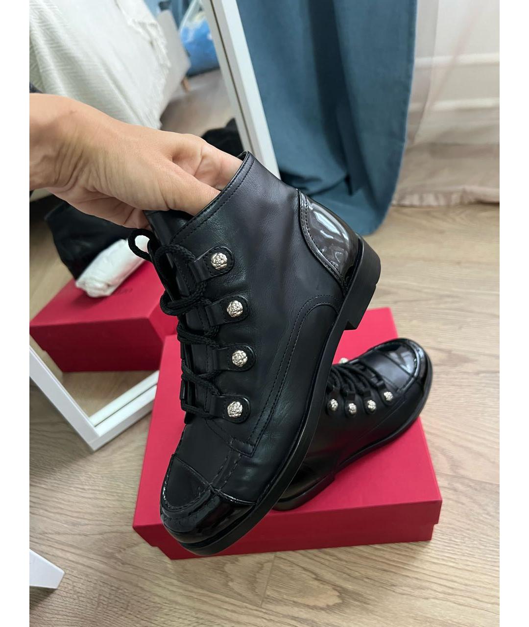 CHANEL Черные кожаные ботинки, фото 4