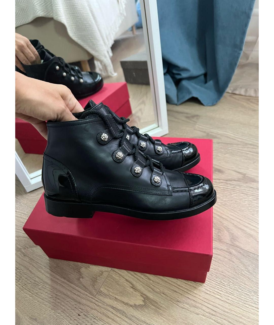 CHANEL Черные кожаные ботинки, фото 5