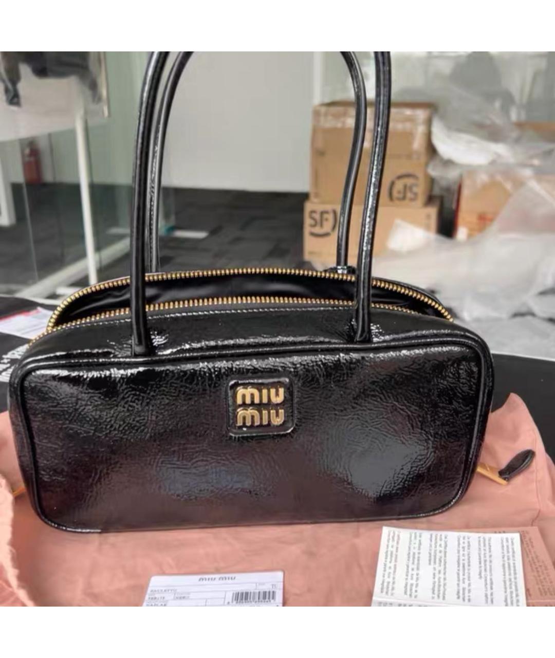 MIU MIU Черная кожаная сумка через плечо, фото 2