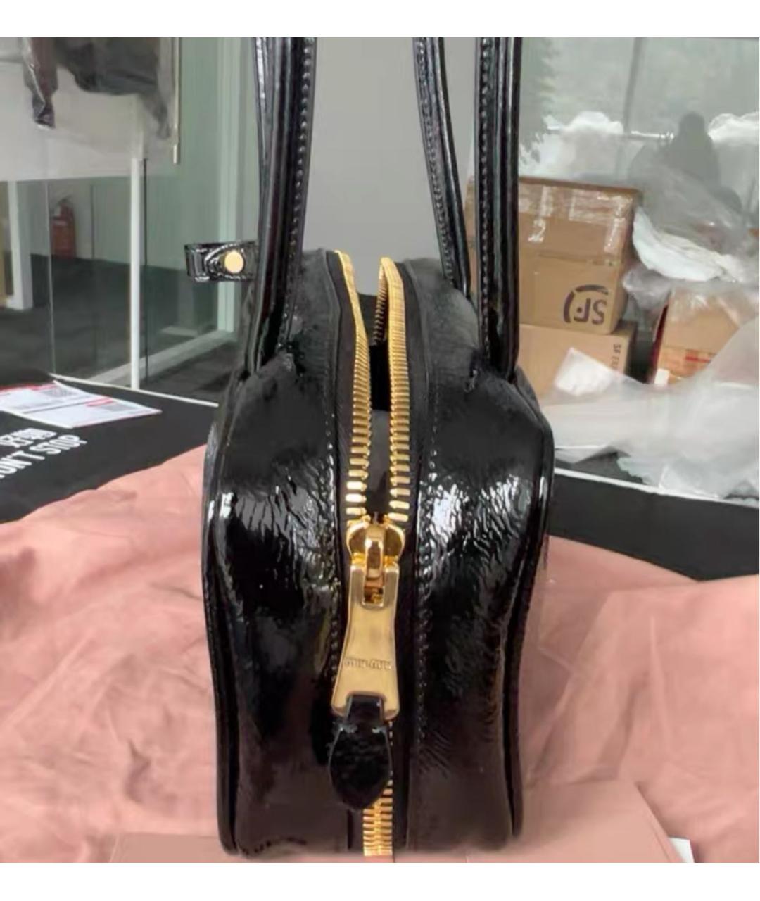 MIU MIU Черная кожаная сумка через плечо, фото 5