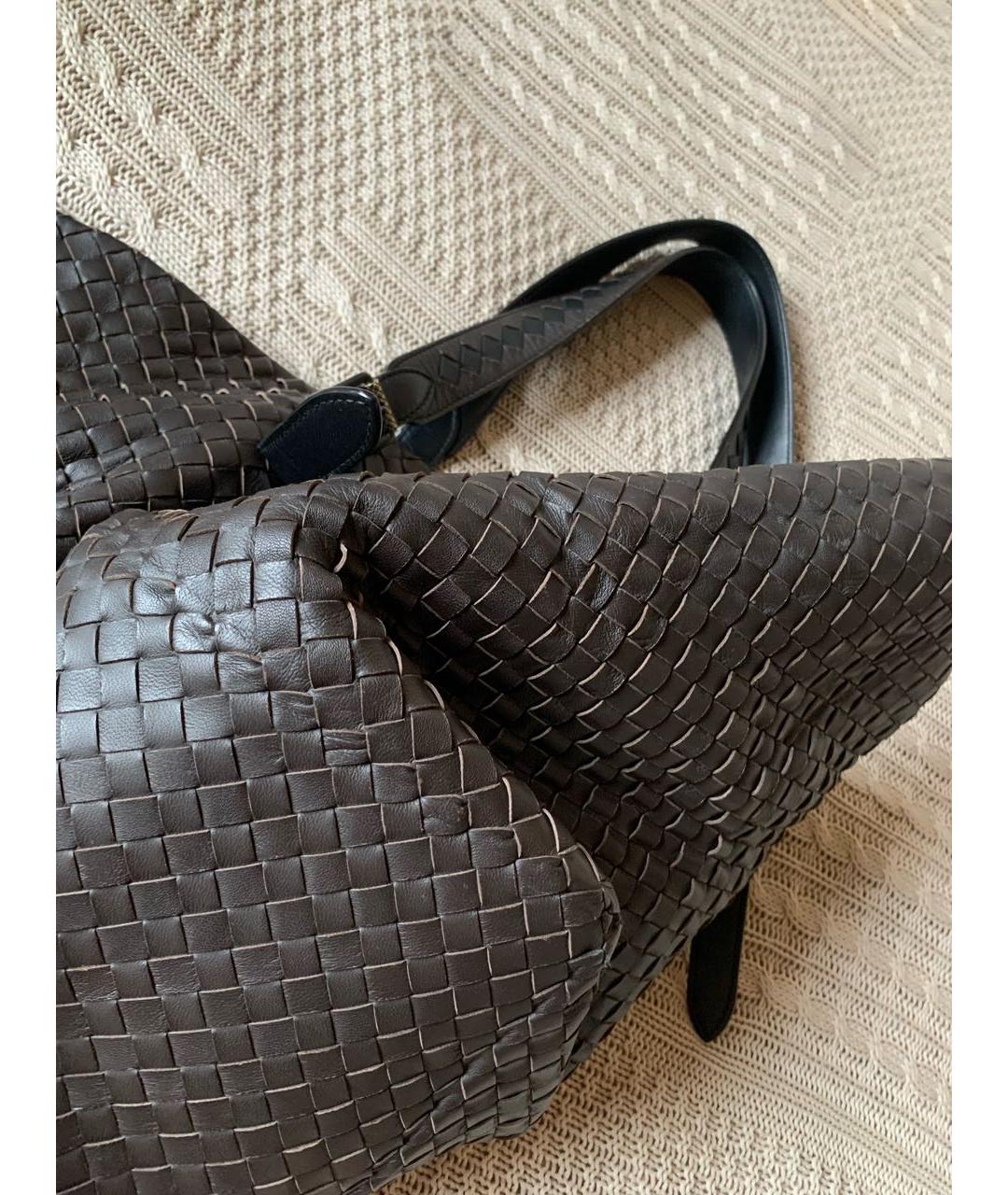 BOTTEGA VENETA Коричневая кожаная сумка тоут, фото 4