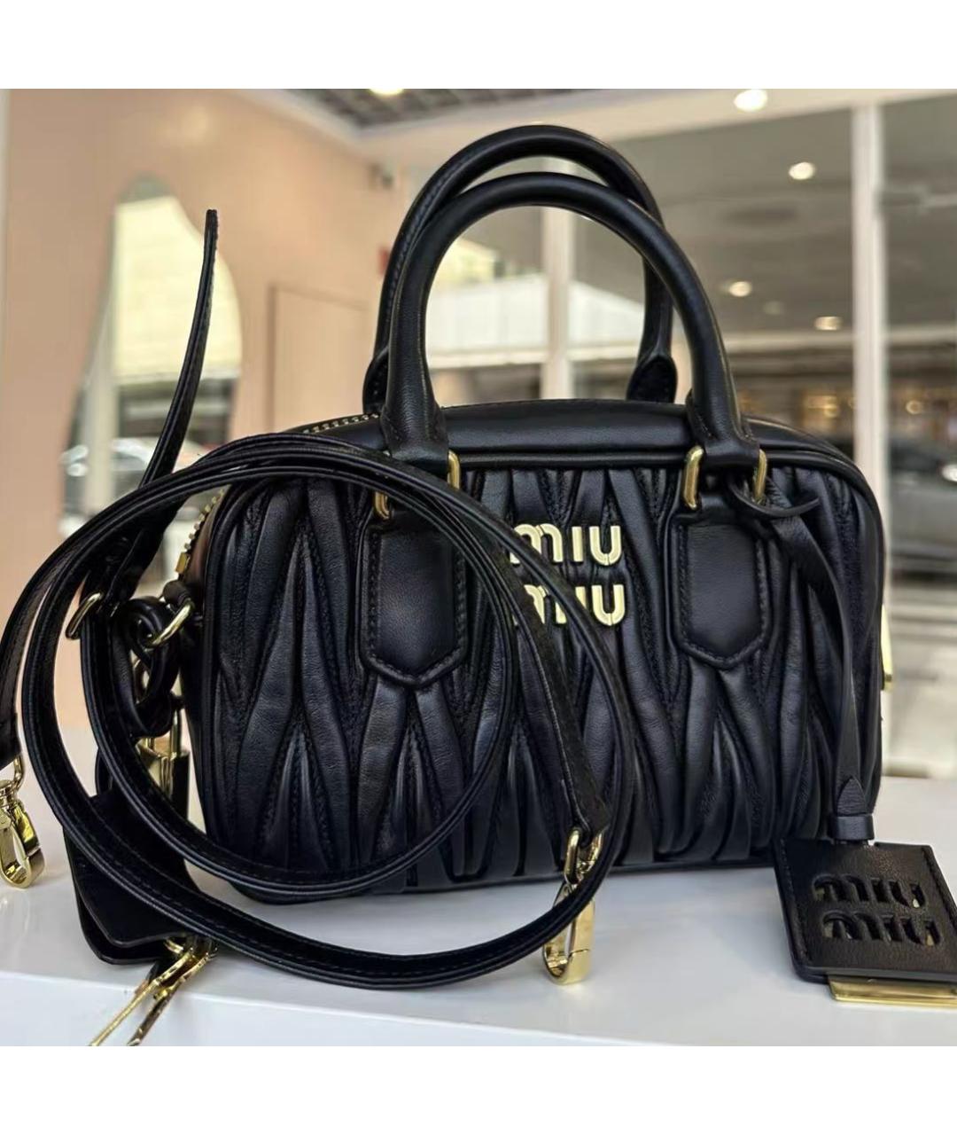 MIU MIU Черная кожаная сумка через плечо, фото 3
