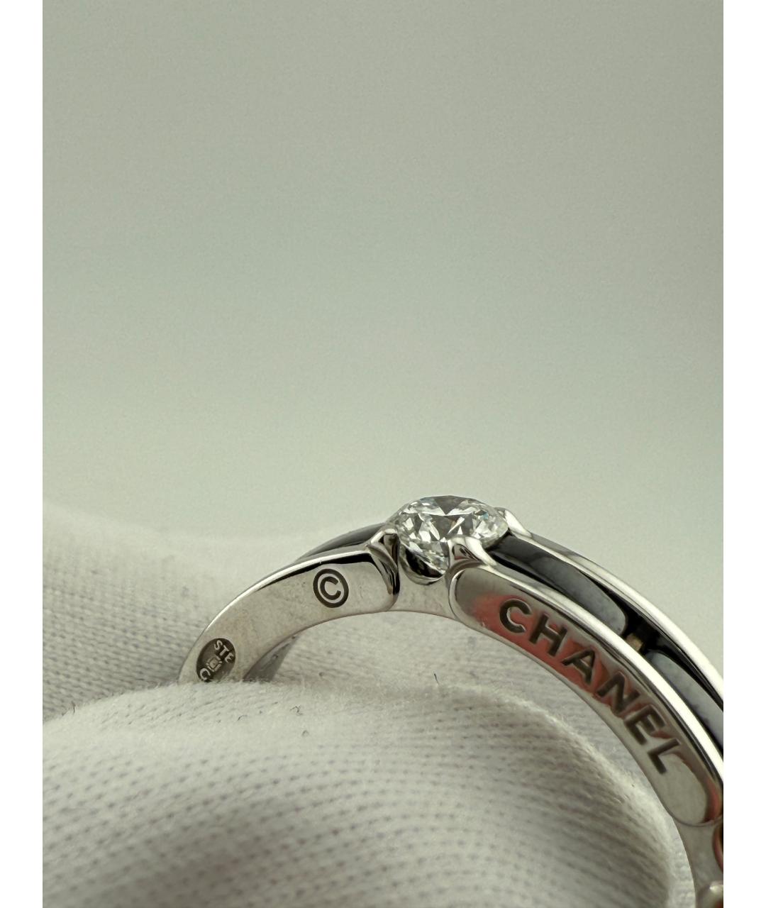 CHANEL Черное кольцо из белого золота, фото 5