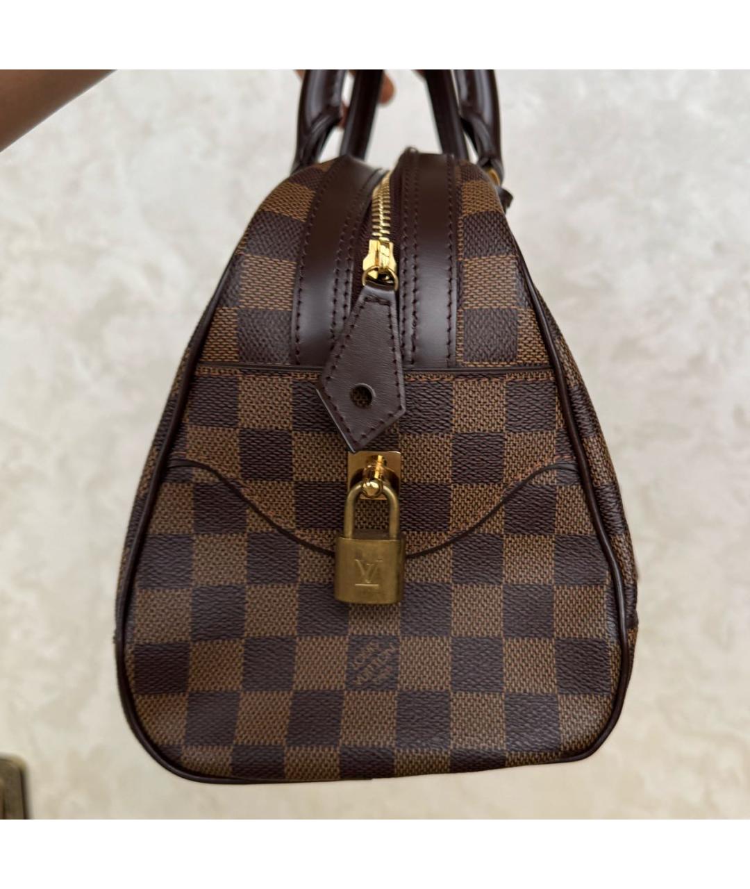 LOUIS VUITTON Коричневая кожаная сумка с короткими ручками, фото 3