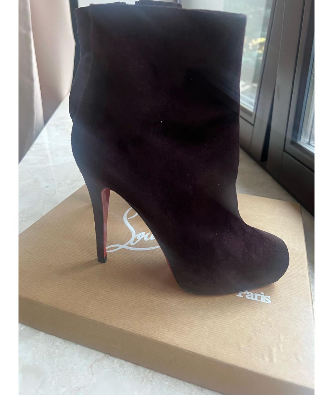 CHRISTIAN LOUBOUTIN Бордовые замшевые ботильоны, фото 5