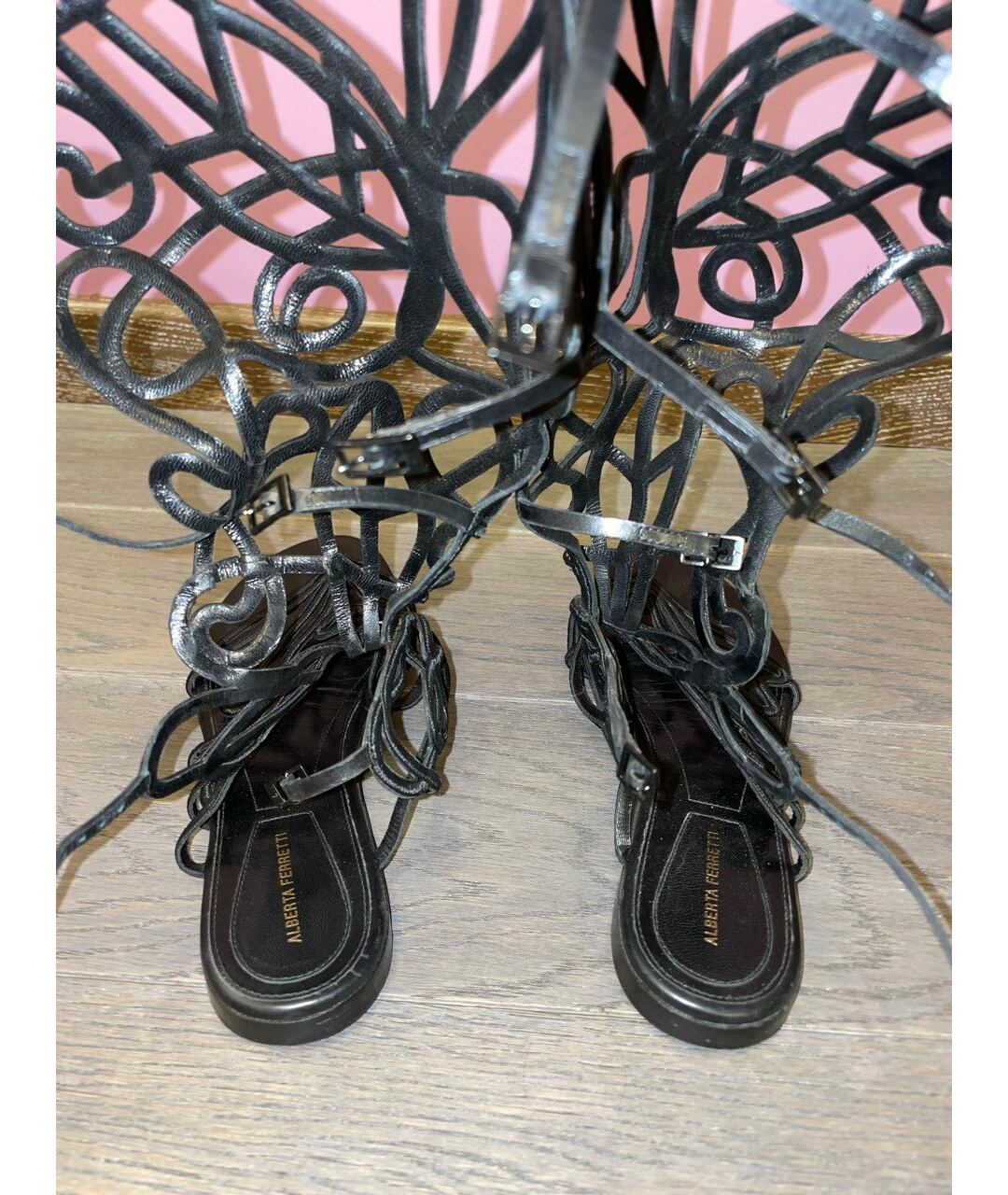 ALBERTA FERRETTI Черные сандалии из экзотической кожи, фото 4