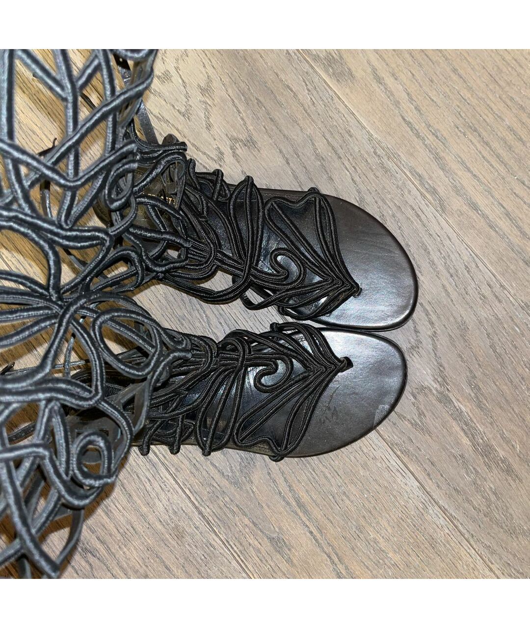 ALBERTA FERRETTI Черные сандалии из экзотической кожи, фото 3