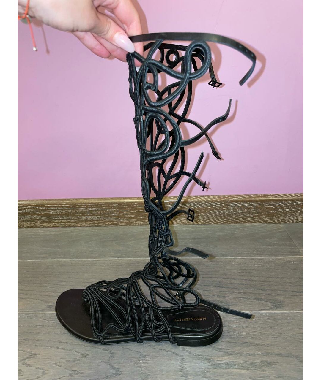 ALBERTA FERRETTI Черные сандалии из экзотической кожи, фото 9