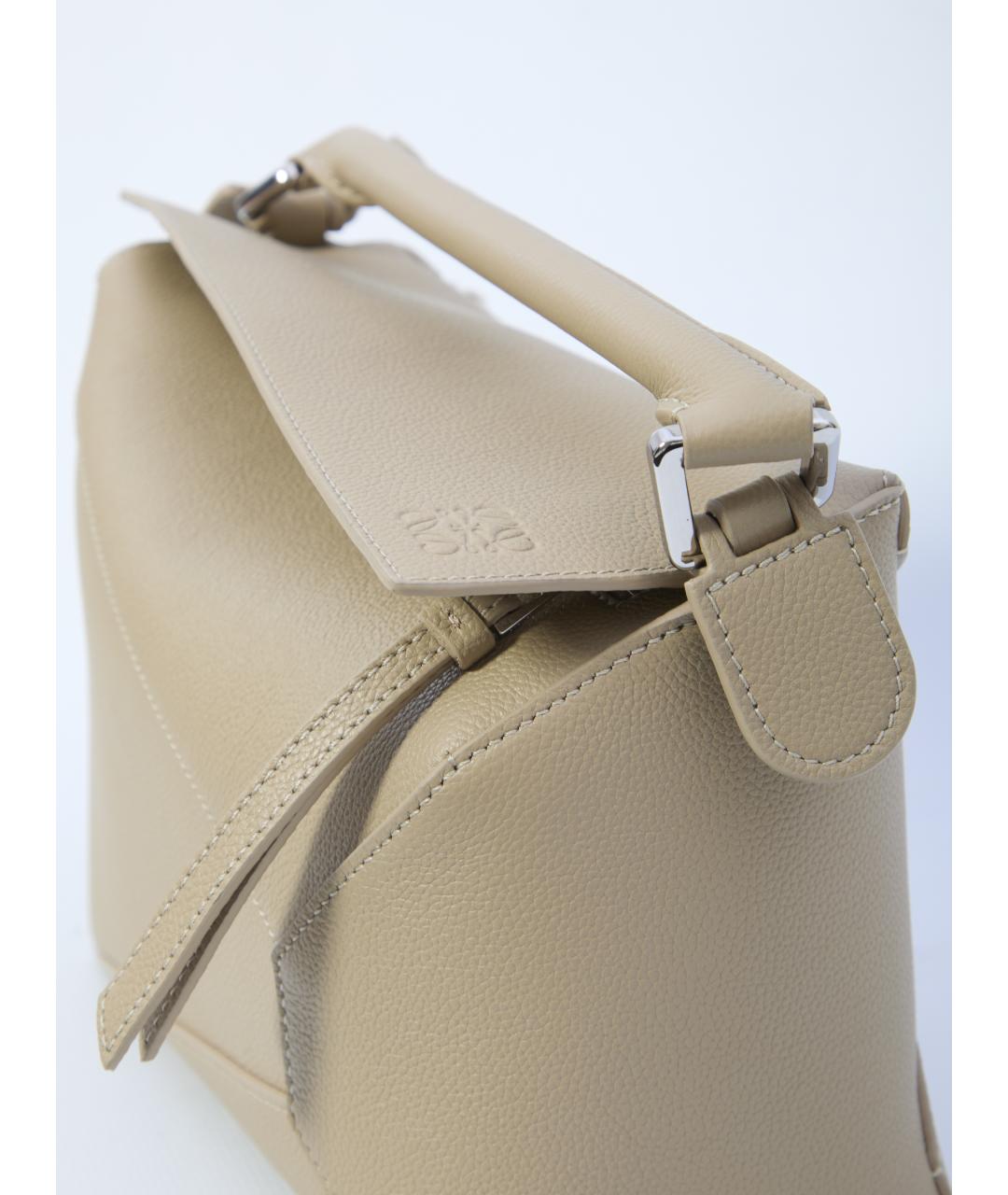 LOEWE Бежевая кожаная сумка через плечо, фото 4