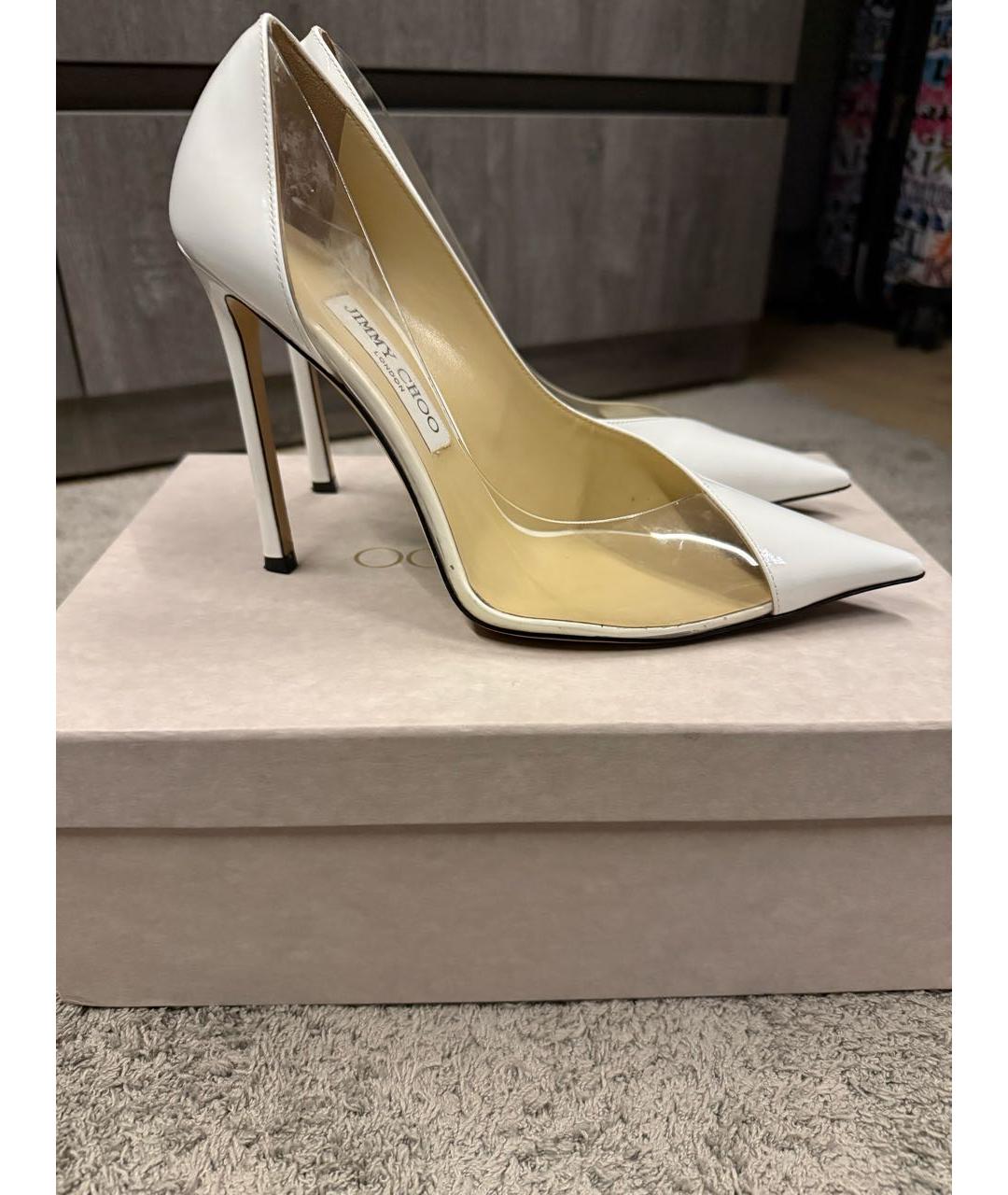 JIMMY CHOO Белые туфли из лакированной кожи, фото 9
