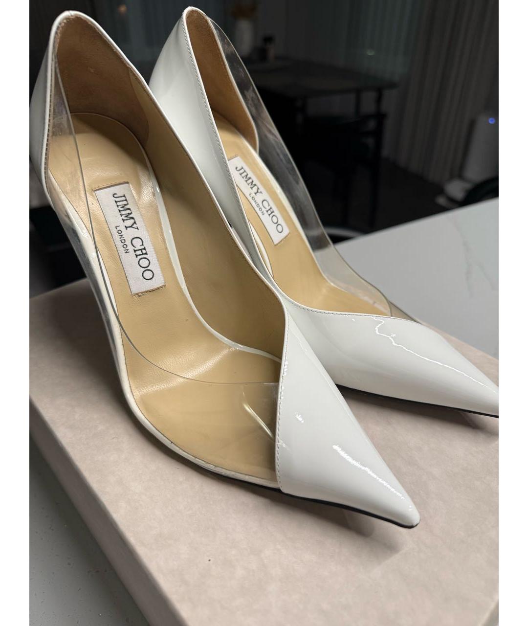 JIMMY CHOO Белые туфли из лакированной кожи, фото 2
