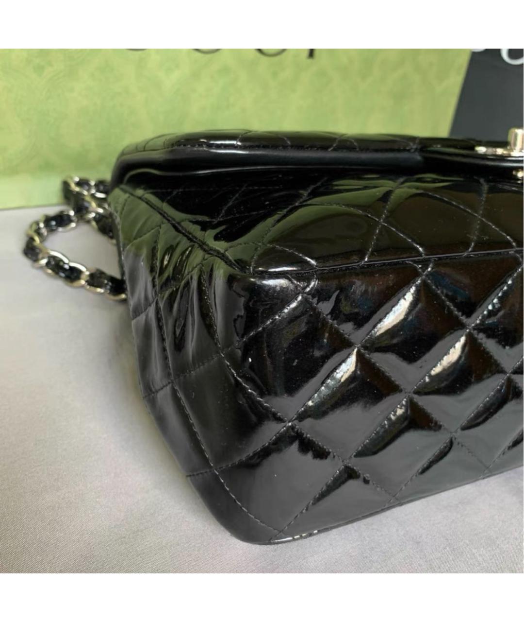 CHANEL Черная сумка тоут из лакированной кожи, фото 6