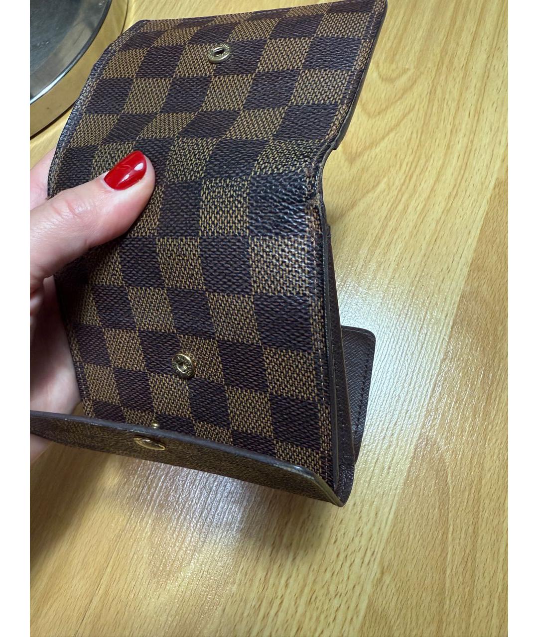 LOUIS VUITTON Коричневый кошелек, фото 6