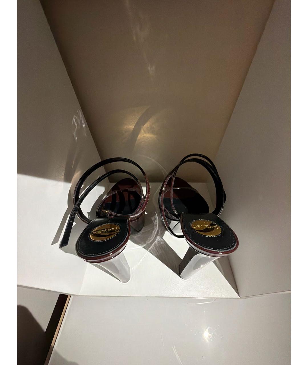 SAINT LAURENT Бордовые босоножки из лакированной кожи, фото 3