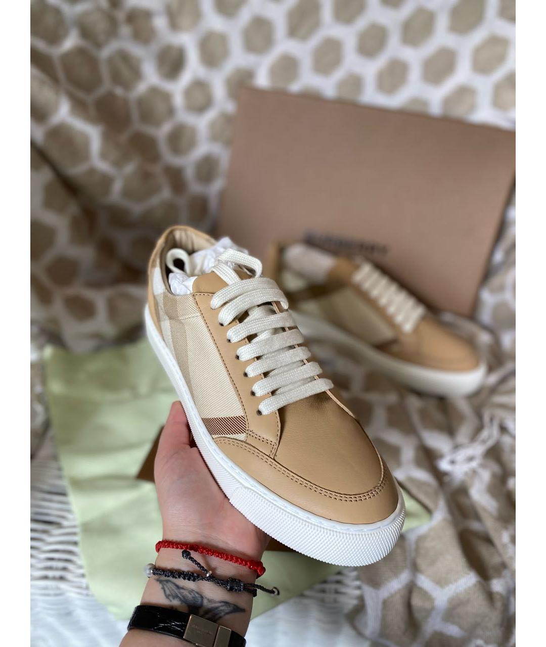 BURBERRY Бежевые кожаные кеды, фото 2