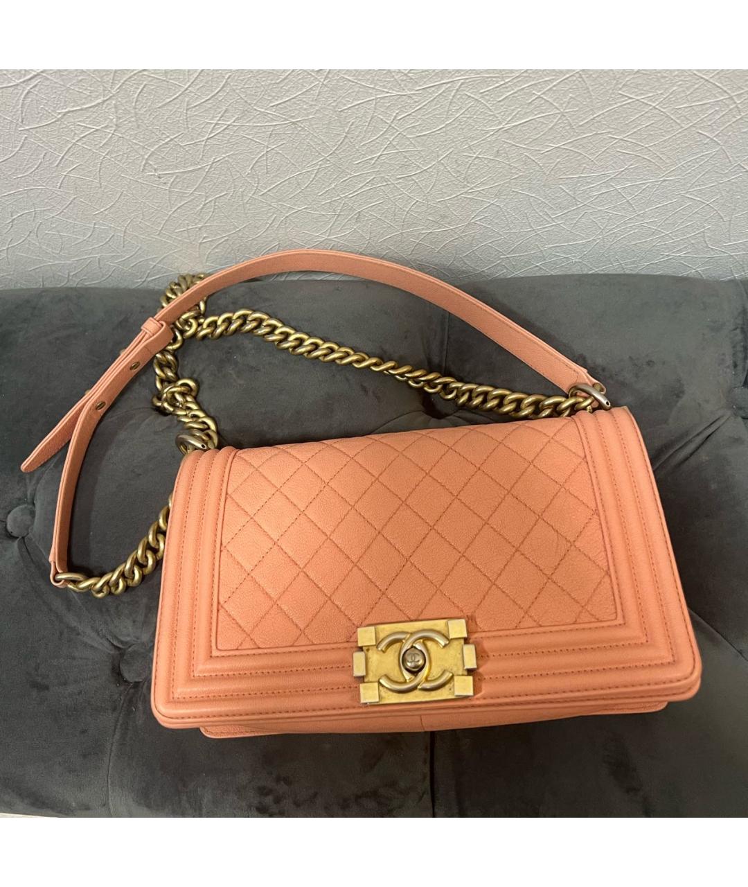 CHANEL Коралловая кожаная сумка через плечо, фото 5